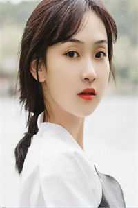 炮灰逆袭：末世大佬穿书成后娘